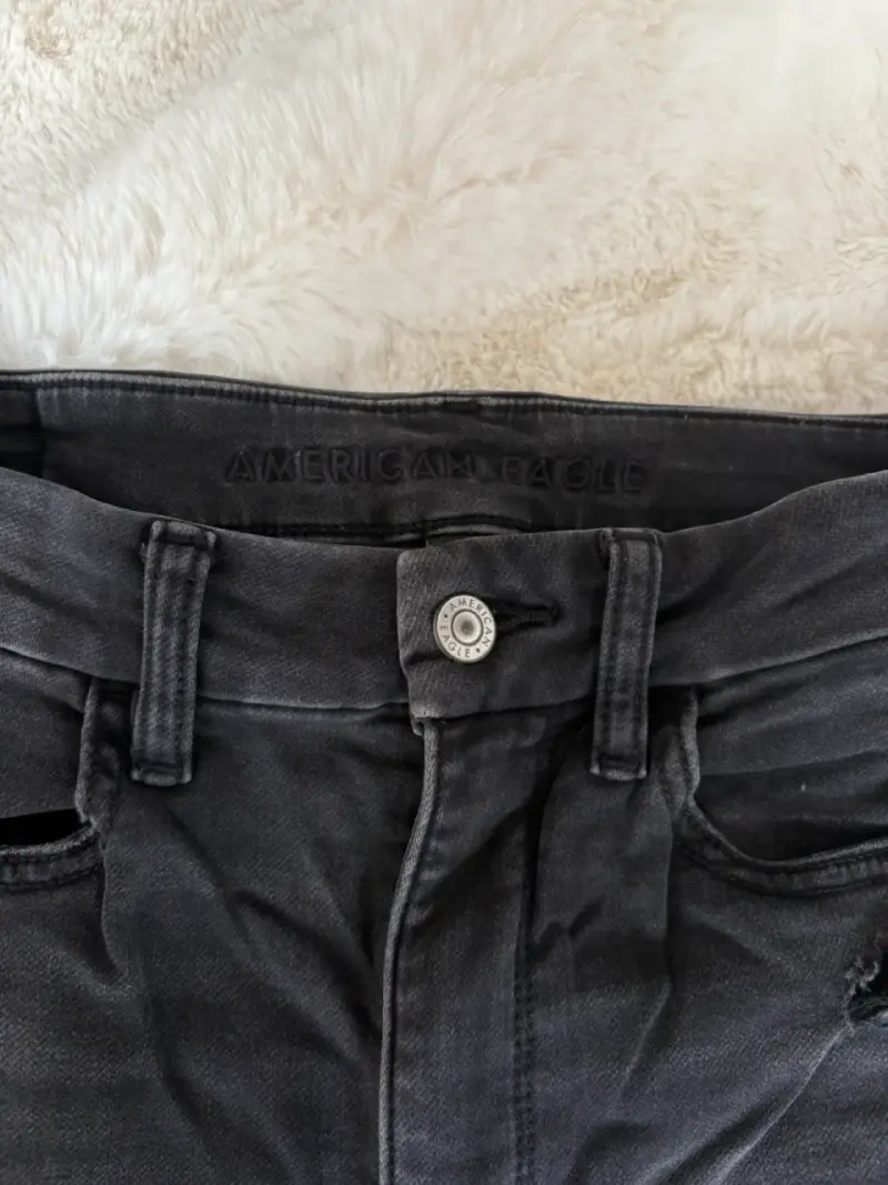 Jeans negros desgastados para mujee - 4