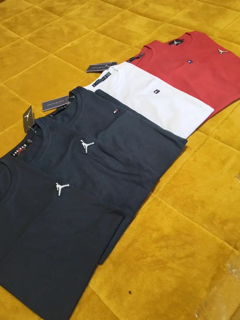 Pack de poleras Tommy Hilfiger y Jordan - 3