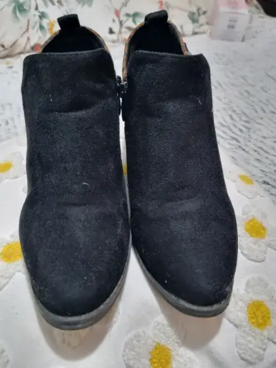 Botines negros con estampado leopardo y hebilla - miniatura 4