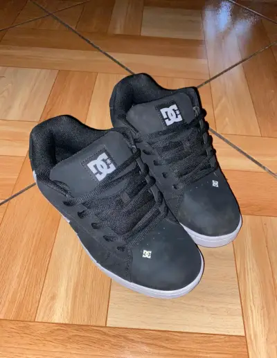 Zapatillas DC negras para hombre - miniatura 3