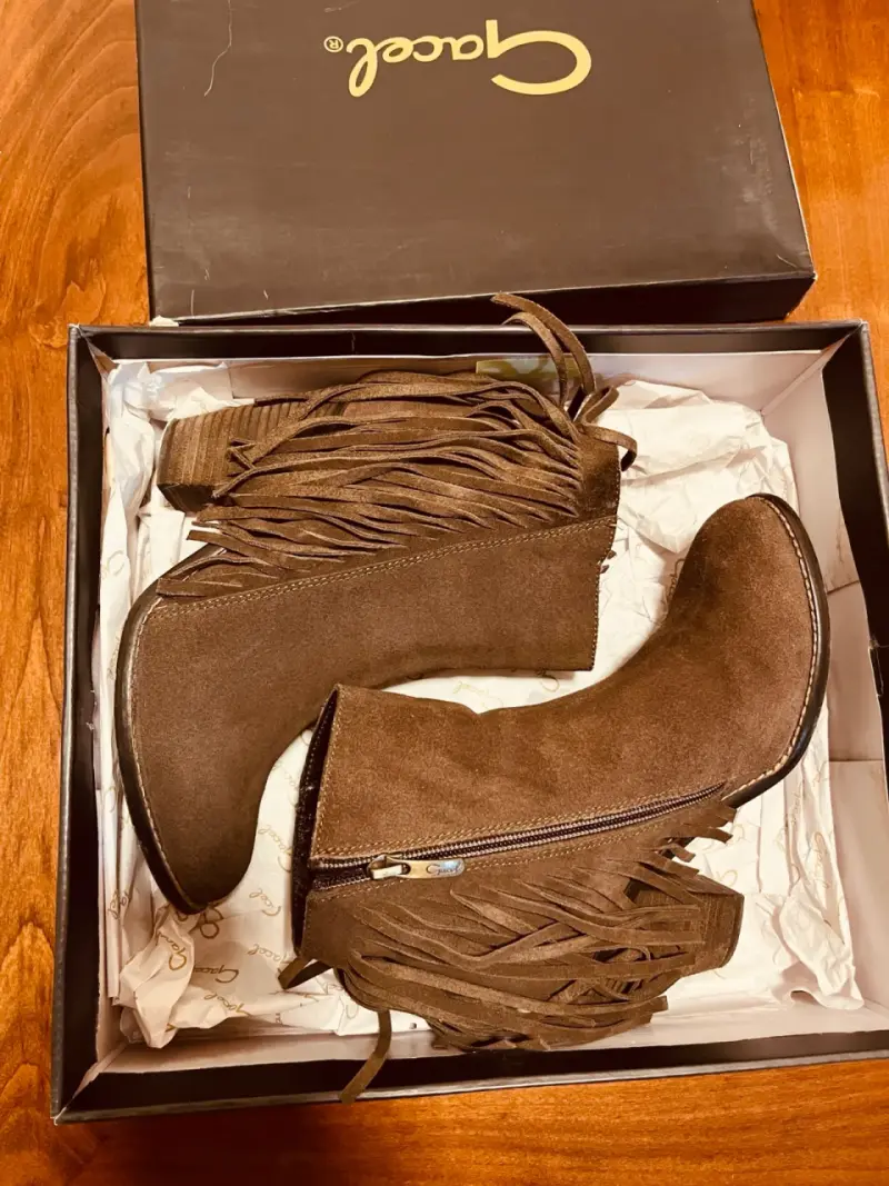 Botines marrones con flecos marca Gacel - 1