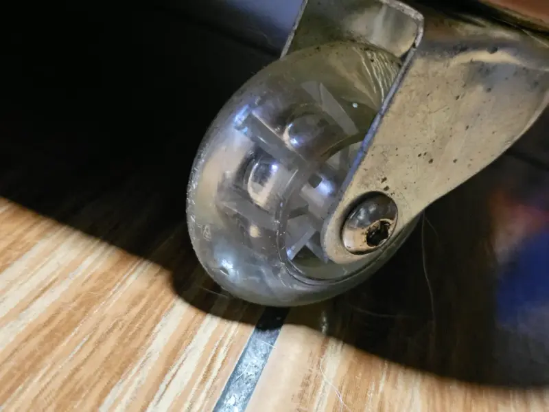 Escritorio de madera para computador - 2