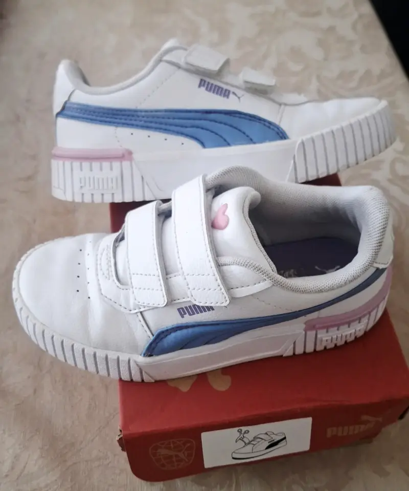 Zapatillas Puma blancas para niñas - 2
