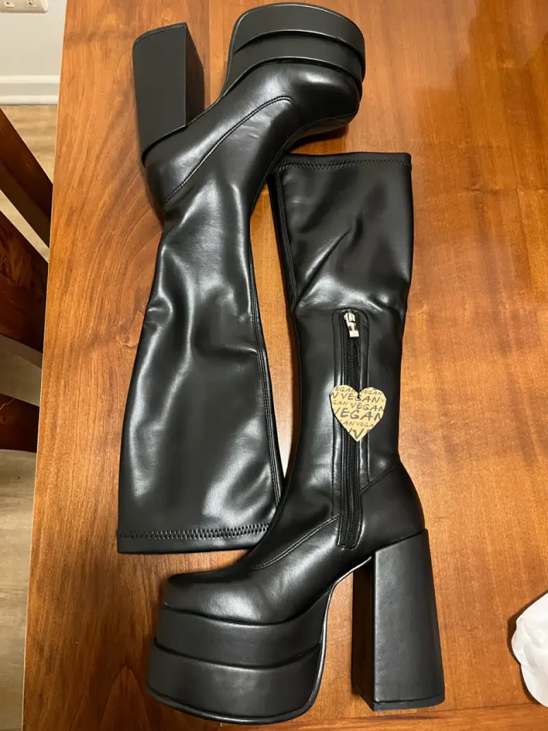 Botas negras de plataforma alta - 2