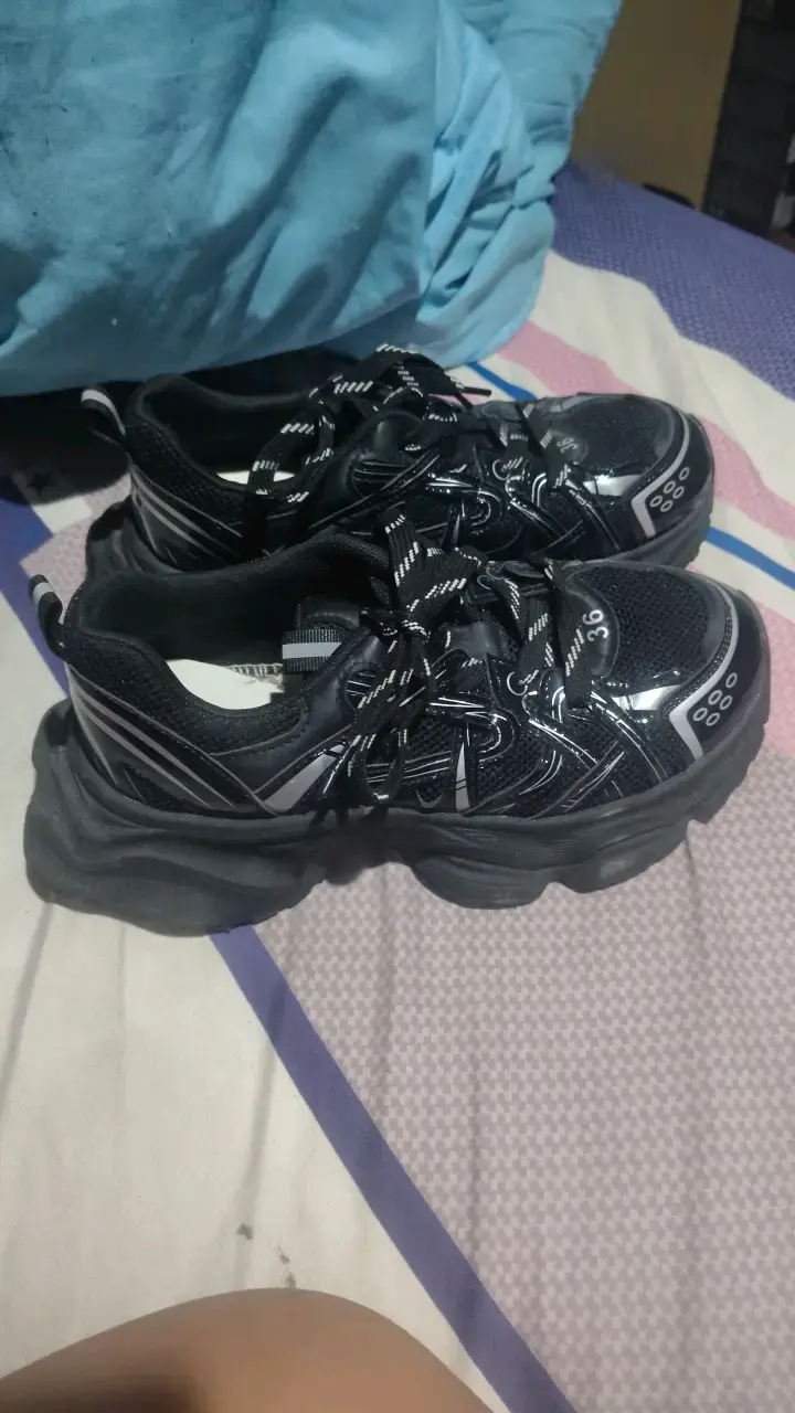 Zapatillas  negras - 4