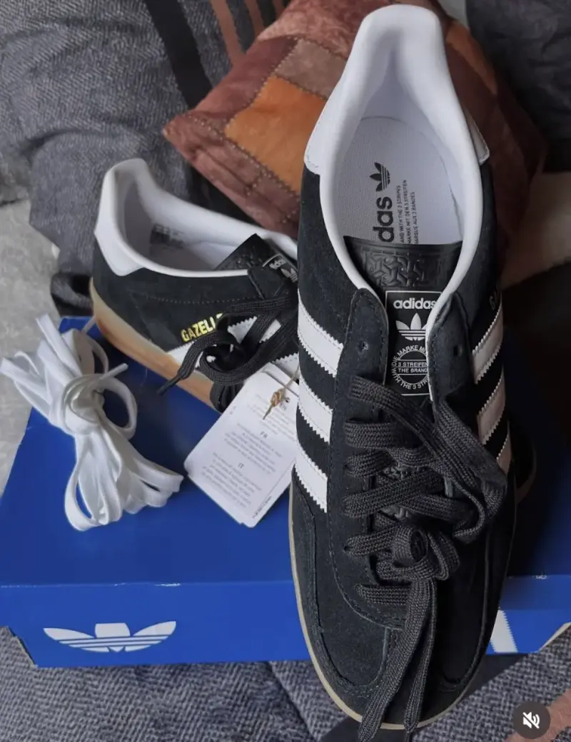 Zapatillas Adidas Gazelle negras clásicas OG - 1