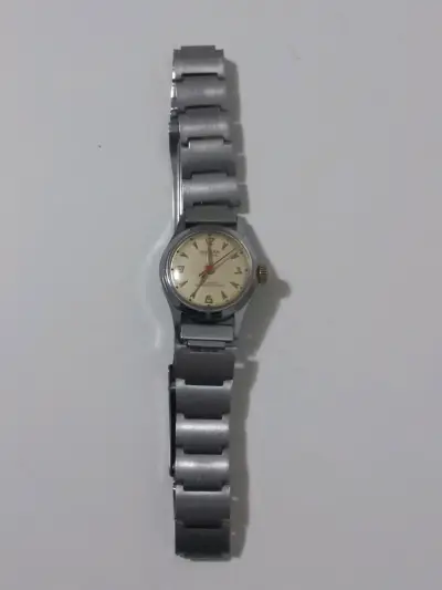 Reloj vintage Invicta de acero inoxidable - miniatura 2