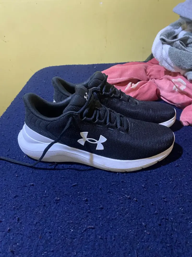 Zapatillas deportivas Under Armour negras