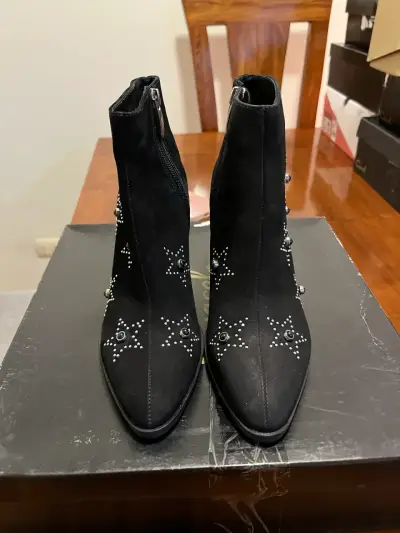 Botines de Gamuza con tachas en forma de estrella - miniatura 1