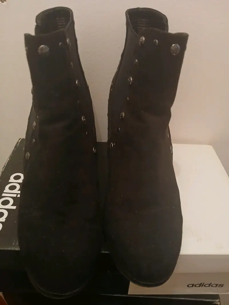 Botines negros Adidas de gamuza - 1