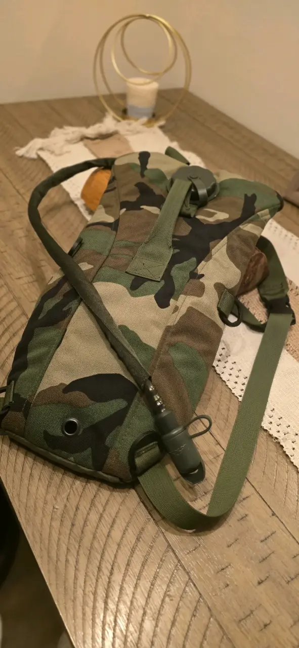 Mochila táctica verde militar resistente - 2