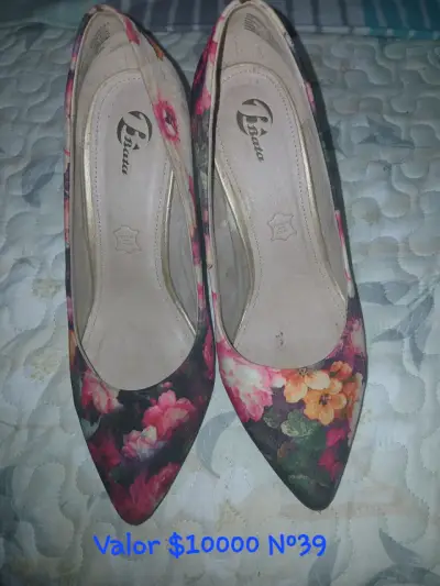 Zapatos de tacón floral Bata - miniatura 2