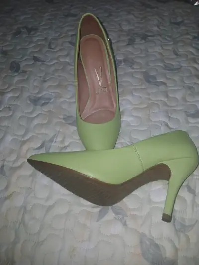Tacones verdes Vizzano elegantes - miniatura 2