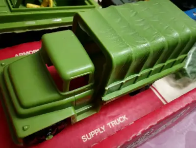 Antiguo Set de vehículos militares de juguete - miniatura 4