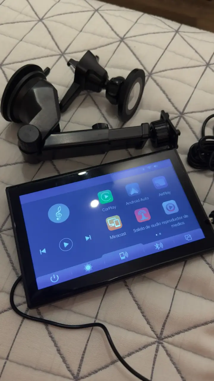 Pantalla Portátil para auto con CarPlay y Android - 4