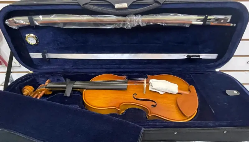 Violín acústico stradella con estuche y arco - 1