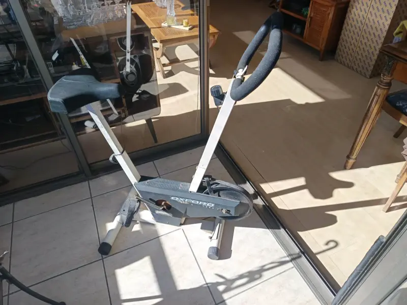 Bicicleta estática Oxford compacta - 1