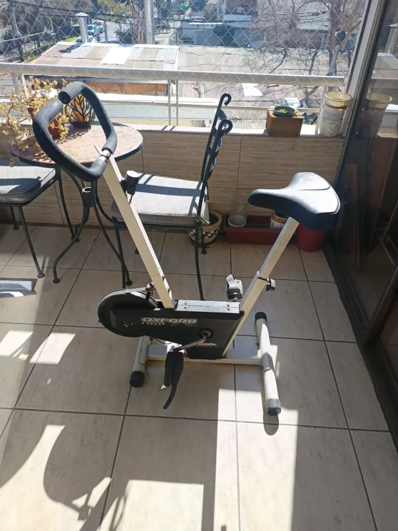 Bicicleta estática Oxford compacta - 2