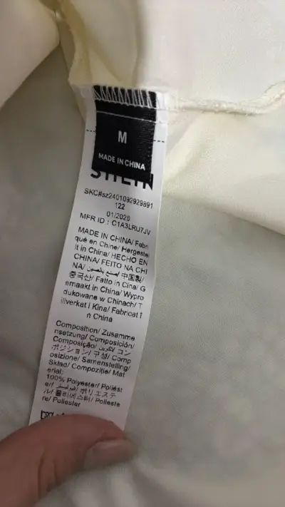 Blusa de satén con lazo beige elegante - miniatura 3