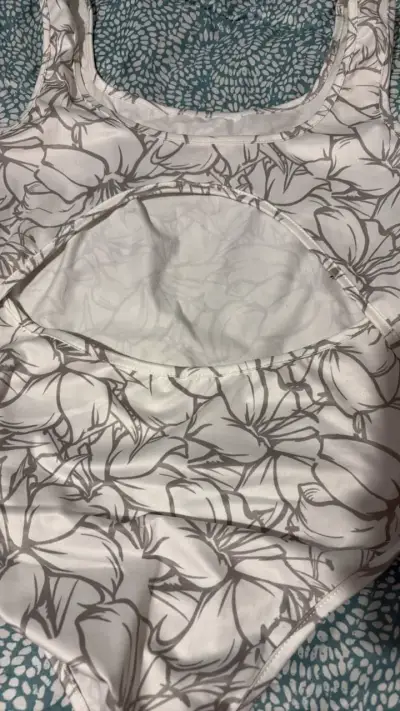 Body floral blanco y gris - miniatura 4