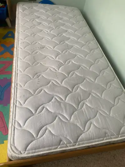 Cama de trasnsicion de 1 plaza .. Montessori - miniatura 3