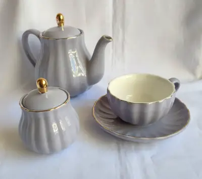 Set 4 Tazas C/platillos +tetera y Azucarero Nuevo - miniatura 3