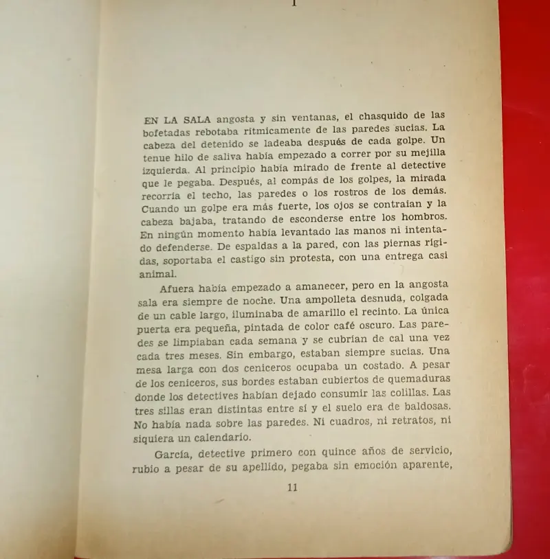 Libro 'La Tierra No Es Redonda' de José M. Navasal - 4