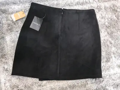 Falda negra de gamuza F21 - miniatura 3