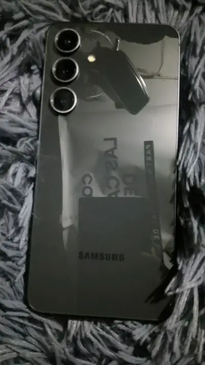 Samsung s 24 fe - miniatura 2