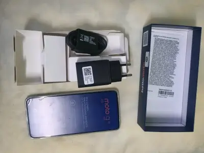 Smartphone Motorola Moto G 5G nuevo - miniatura 2