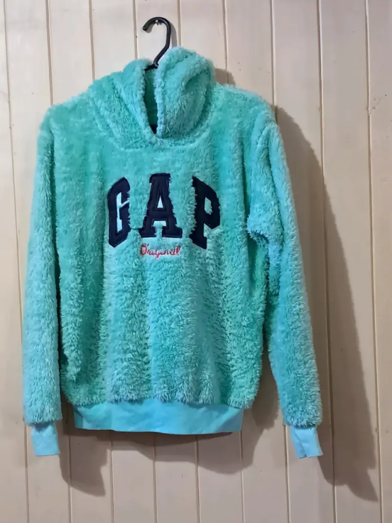 Polerón peludo GAP original turquesa talla L