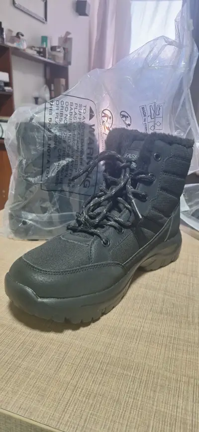 Botas negras de invierno con forro térmico - miniatura 1