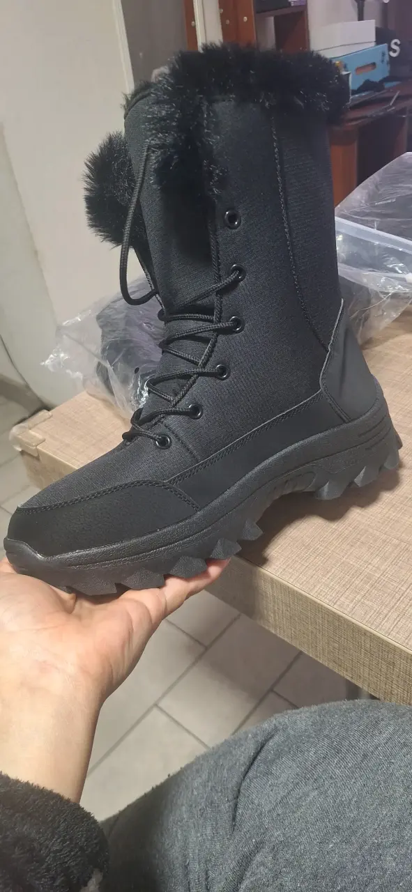 Botas negras con forro de peluche - 2