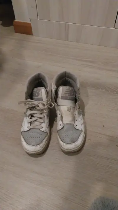 Zapatillas New Balance blancas de caña alta - miniatura 2