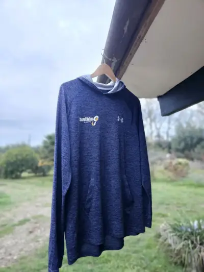 Polera manga larga deportiva azul Under Armour - miniatura 1