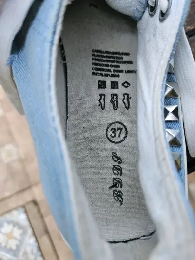 Zapatillas de lona azul con tachas - miniatura 4