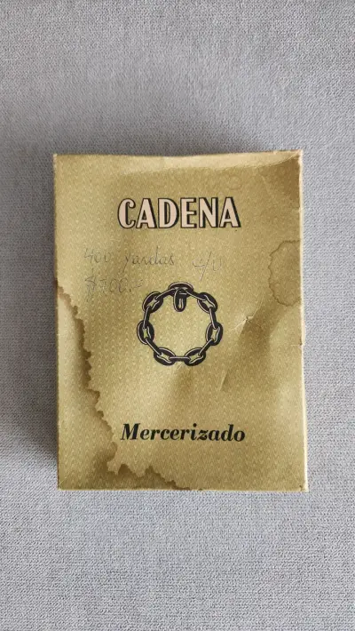 Caja de hilos de algodón Cadena 400 yds - miniatura 3