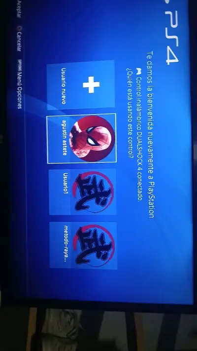 Consola PlayStation 4 en buen estado - miniatura 2