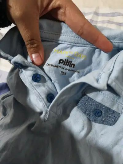 Polera bebé celeste con bolsillo - miniatura 4