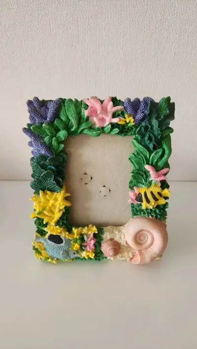 Marco de fotos decorativo con diseño marino - miniatura 1