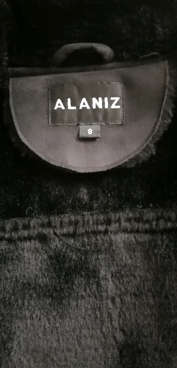 Abrigo negro de mujer Alaniz elegante - 5
