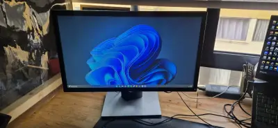 Monitor Dell 24 pulgadas Full HD - miniatura 1