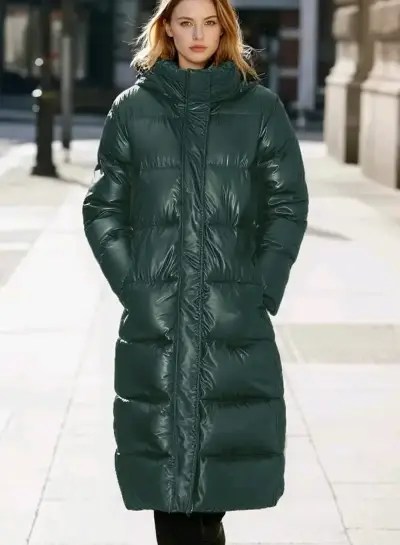 Abrigo largo acolchado verde para mujer - miniatura 1