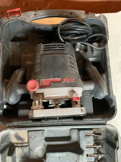 Fresadora Skil con estuche rígido - miniatura 2