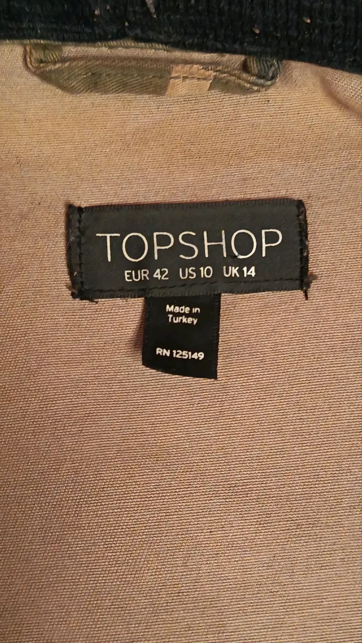 Chaqueta militar Topshop mangas y capucha buzo - 3