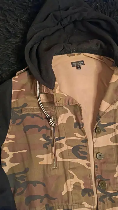 Chaqueta militar Topshop mangas y capucha buzo - miniatura 4