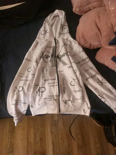Polerón con capucha Calvin Klein blanco estampado - miniatura 1