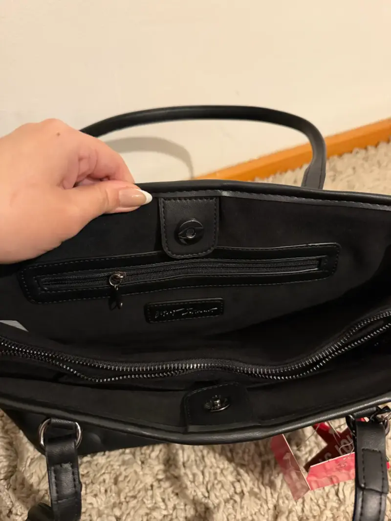 Cartera negra Betsey Johnson - 6