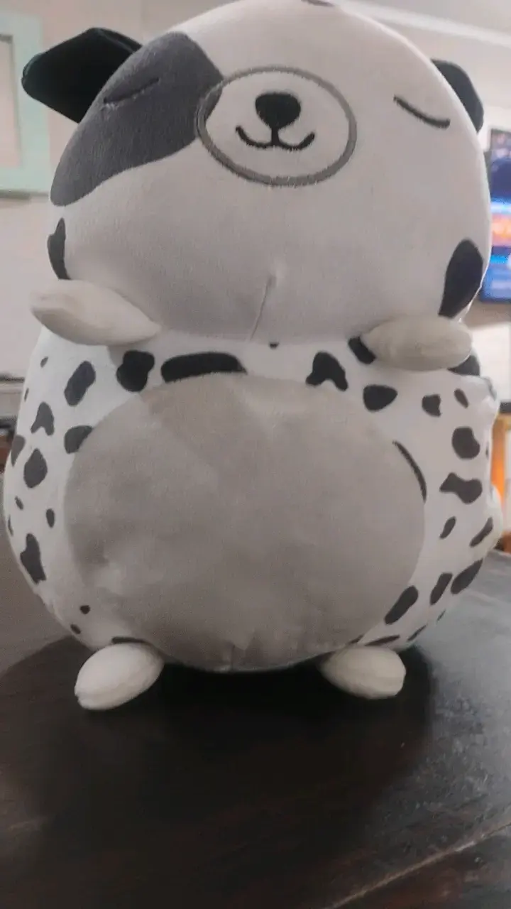 Peluche de perro panda suave y adorable