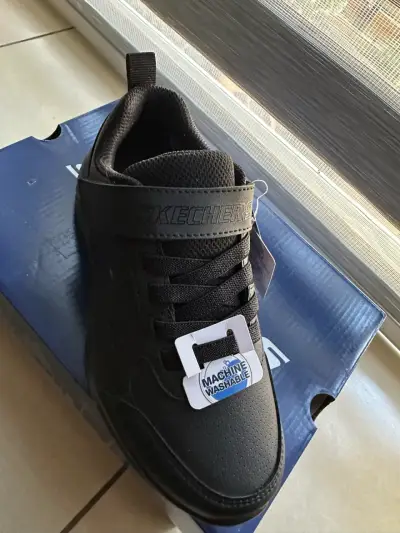 Zapatillas Skechers negras - miniatura 1